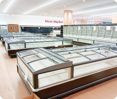 スーパーの冷蔵・冷凍ショーケース